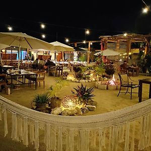 The All Inclusive Hostel - Food, Drinks And Transportation To The Beach And Cenotes